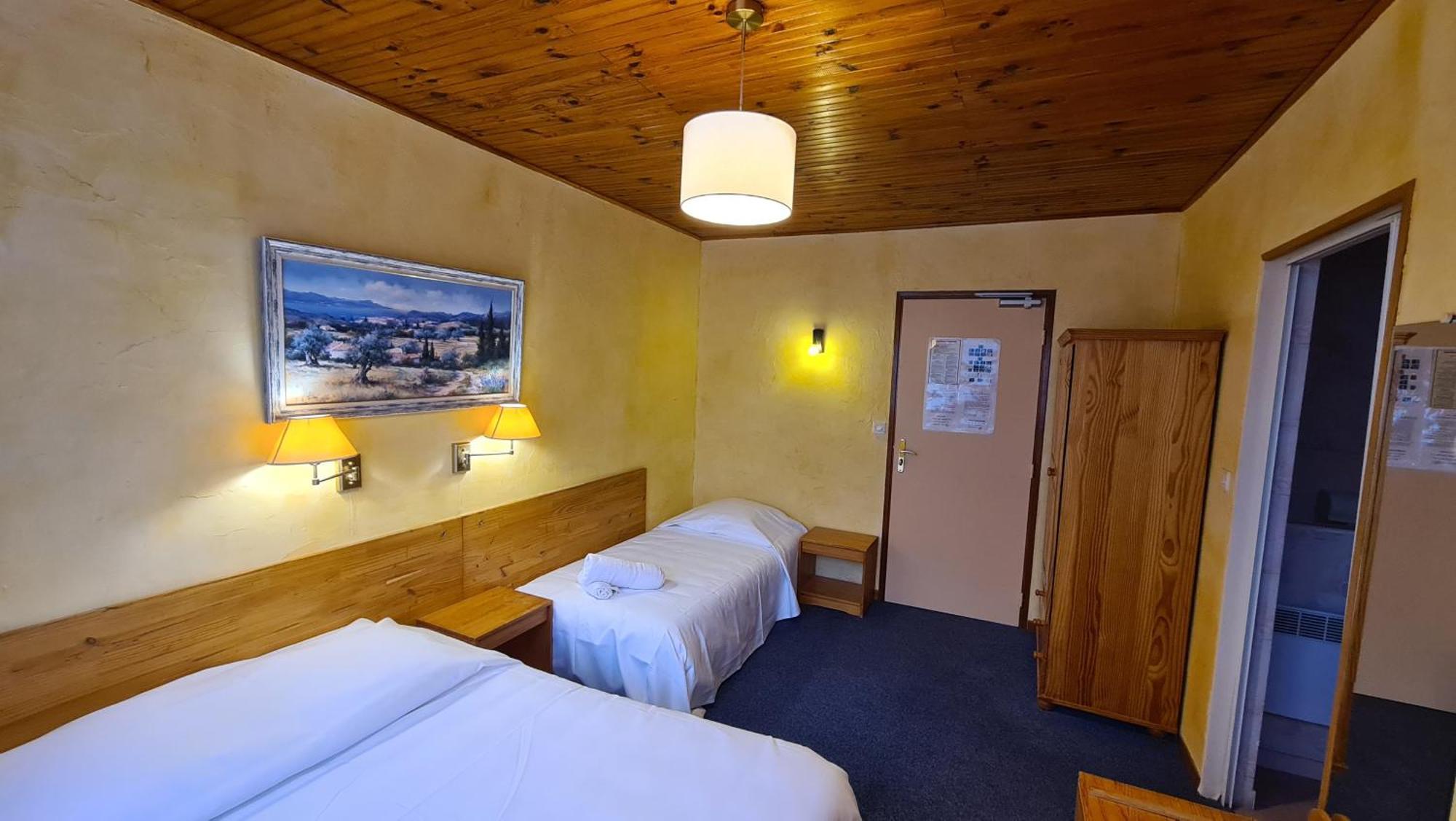 Angeprovence Hotel Saint-Etienne-les-Orgues Exterior photo